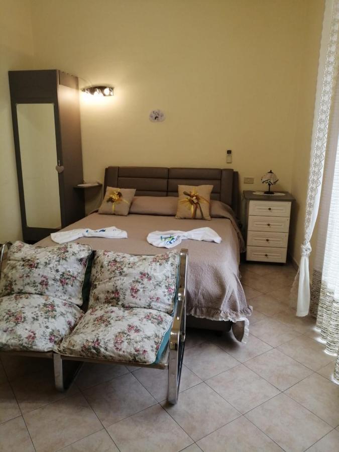 Fmr Oplonti Plinio Beb Apartment Torre Annunziata Bagian luar foto